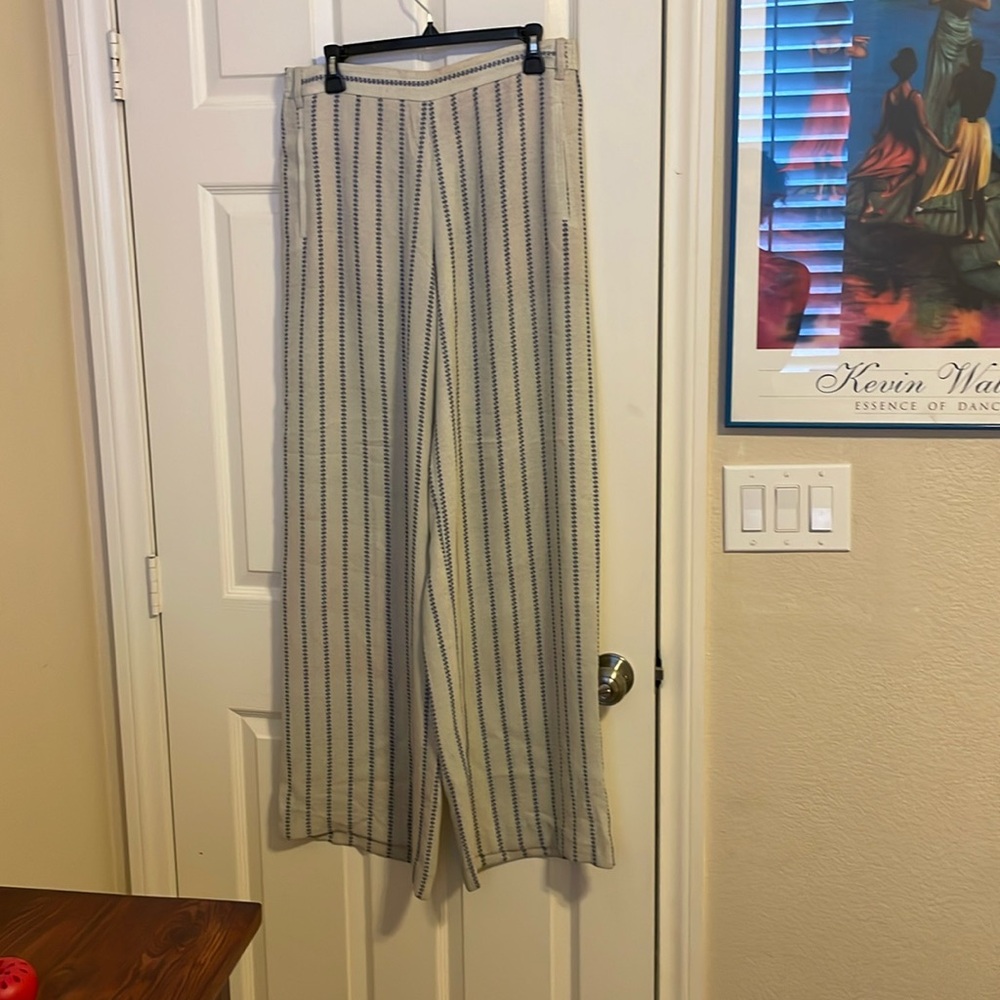 BCBG maxazria cream striped pants